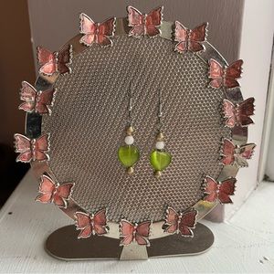 Green Drop Earrings‎